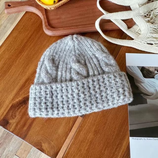 Plain Cable Knit Beanie