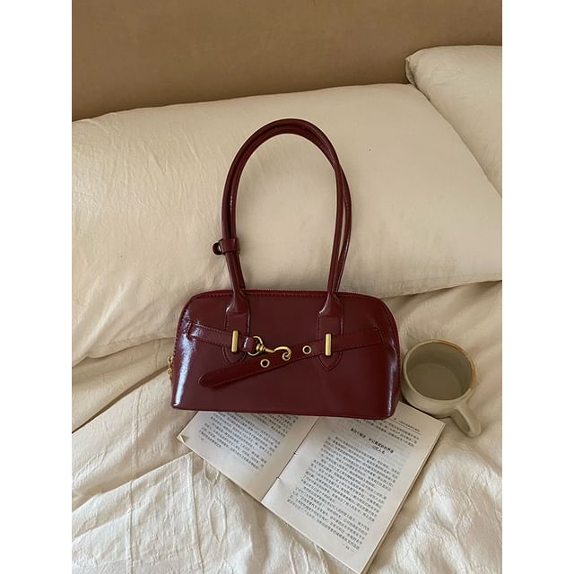 Plain Buckled Faux Leather Shoulder Bag
