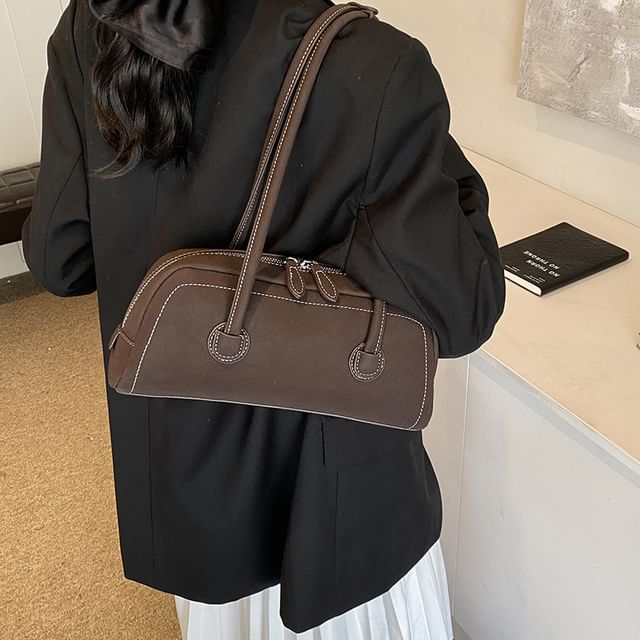Contrast Stitching Shoulder Bag