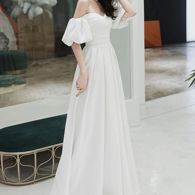 Puff-Sleeve Off-Shoulder Plain A-Line Wedding Gown / Midi Dress