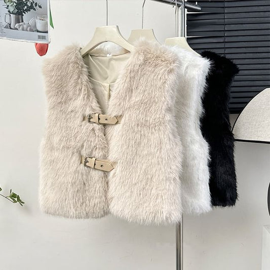 Buckled Faux-Fur V-Neck Vest Jacket