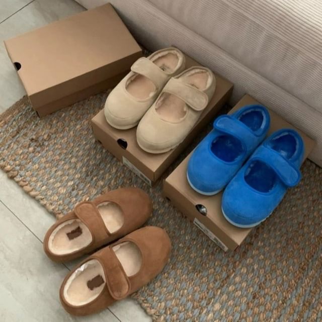 Plain Fleece-Lined Mules
