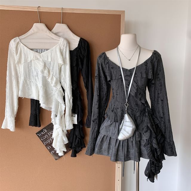 Long-Sleeve Scoop Neck Plain Ruffle Trim Asymmetrical Top