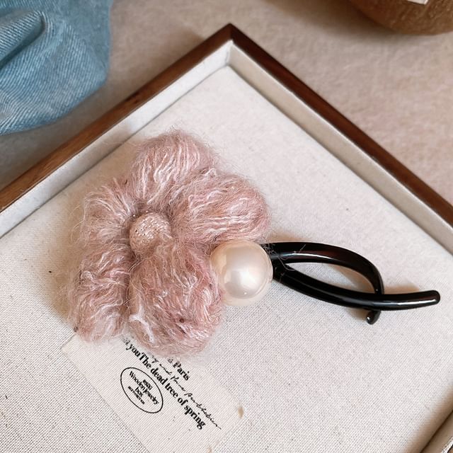 Flower Pearl Faux Clip Hair