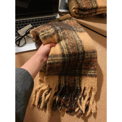 Dog Applique / Plaid Scarf