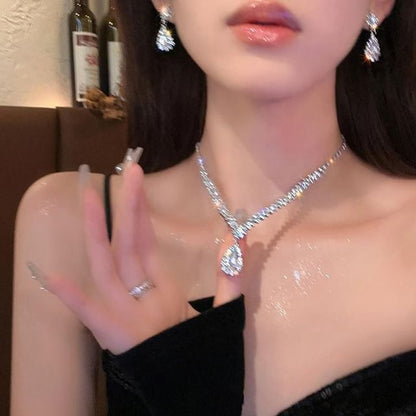 CZ Pendant Necklace / Drop Earring / Set