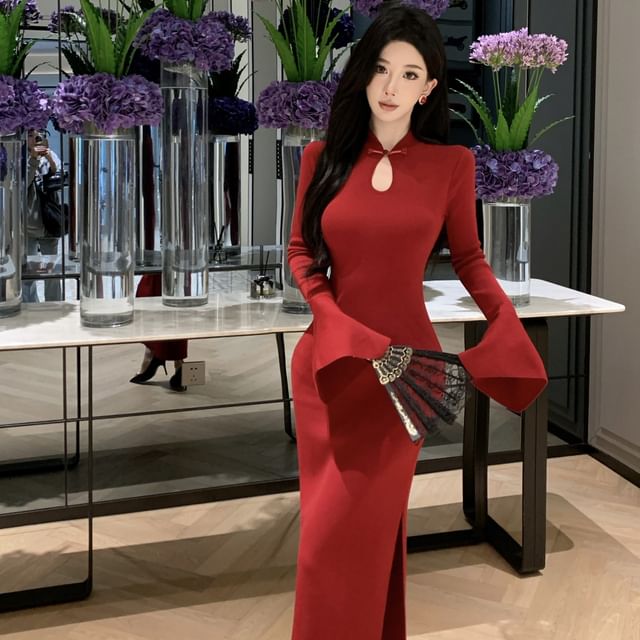 Long Sleeve Plain Keyhole Slit Maxi Qipao