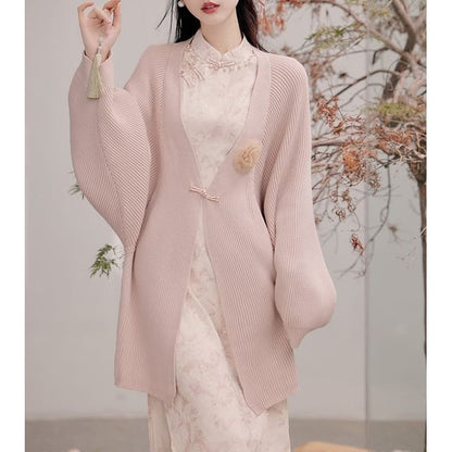 3/4-Sleeve Floral Faux Pearl Midi Qipao / Ribbed Long Frog Button Cardigan