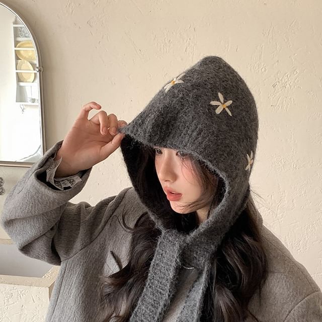 Floral Embroidered Knit Bonnet Hat