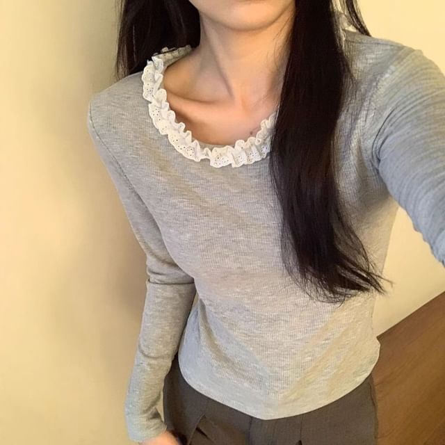 Lace Trim Fitted Long Sleeve Top
