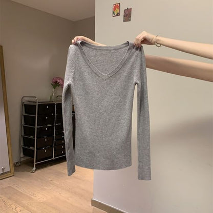 Long-Sleeve V-Neck Plain Ribbed Slim Fit Knit Top