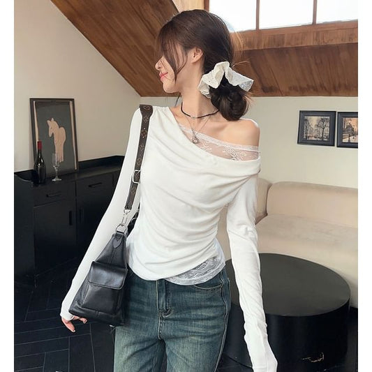 Off-Shoulder Slim-Fit Top with Lace Details