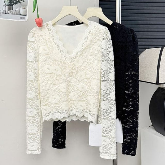 Fleece Lined V-Neck Lace Crop Top