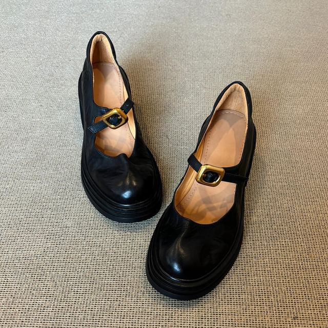 Chunky Heel Plain Buckled Faux Leather Mary Jane Shoes