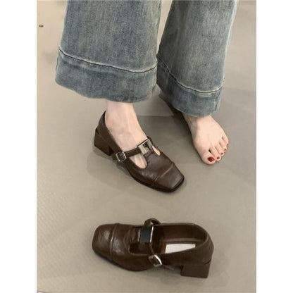 Chunky Heel Square Toe T-Strap Plain Faux Leather Mary Jane Pumps