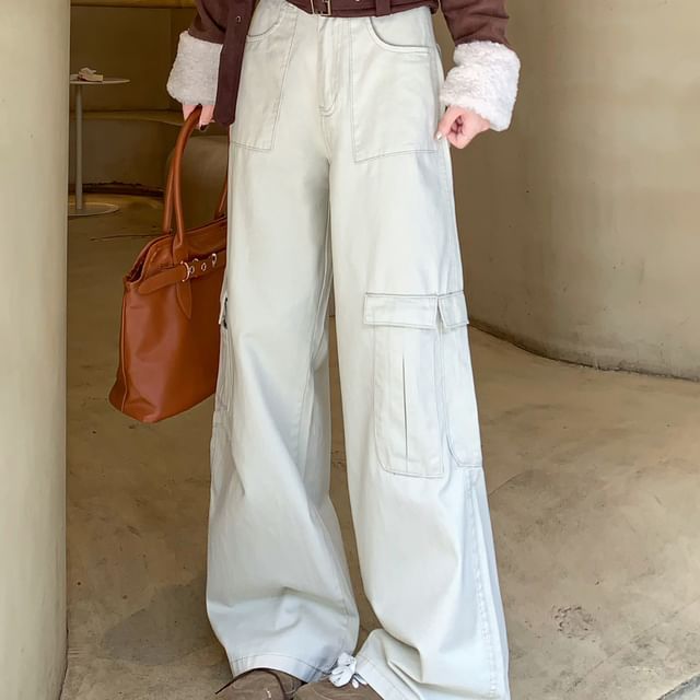 Mid Rise Plain Baggy Cargo Pants