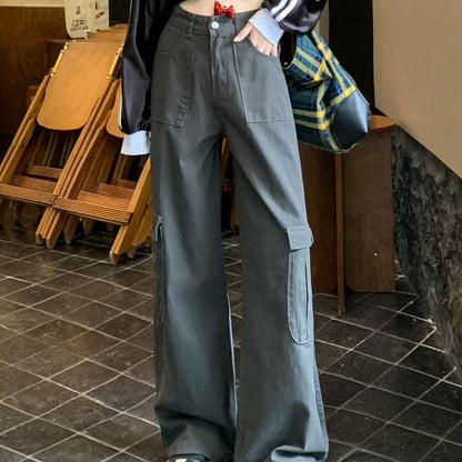 Mid Rise Plain Baggy Cargo Pants