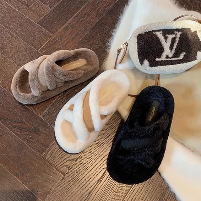 Plain Fleece Cross Band Slide Sandals