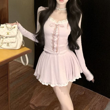 Long-Sleeve Scoop Neck Hooded Plain Lace Trim Top / Mid Rise Lace Trim Mini A-Line Skirt