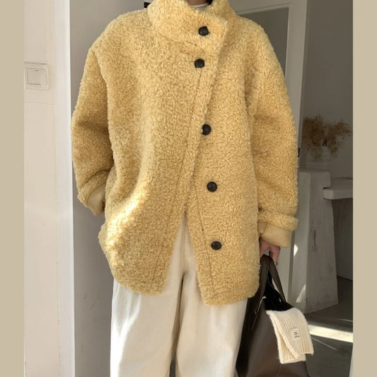 Plain Fluffy Button-Up Jacket