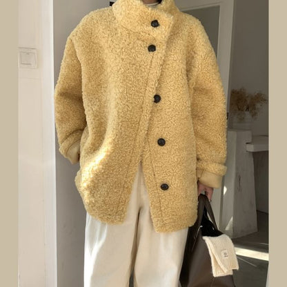 Plain Fluffy Button-Up Jacket