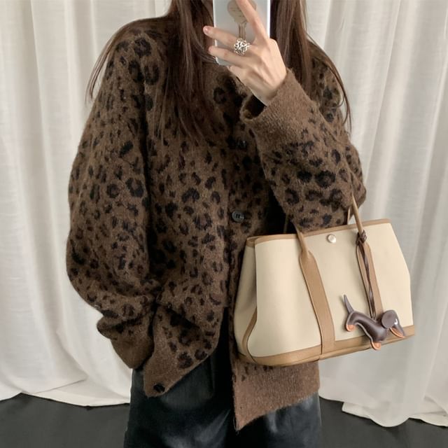 Leopard Patterned Round Neck Cardigan