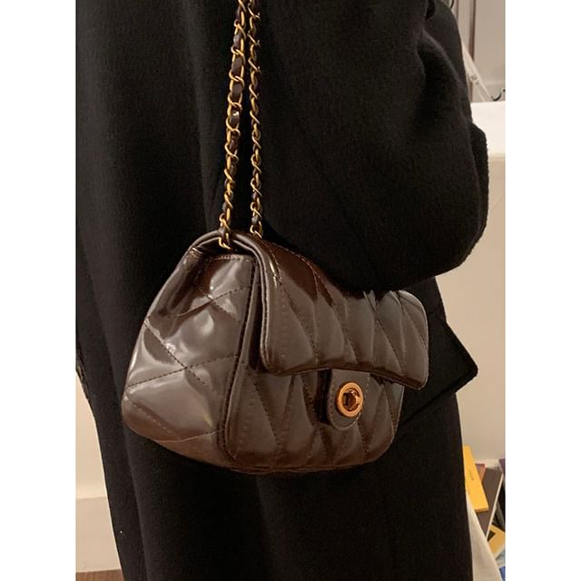 Quilted Chain Strap Faux Leather Shoulder Bag