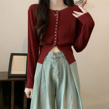 Round Neck Solid Knit Sweater
