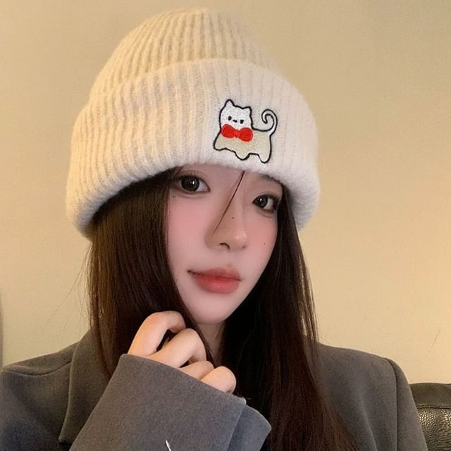 Cat Embroidered Knit Beanie