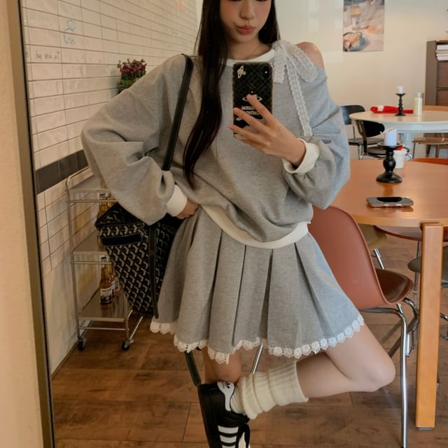Two-Piece Top & Skirt Set - Lace Panel Sweatshirt with Pleated Mini