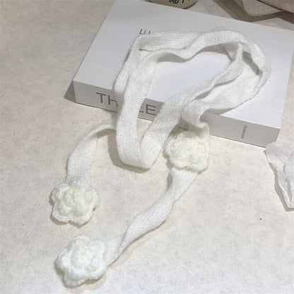 Flower Detail Knit Narrow Scarf