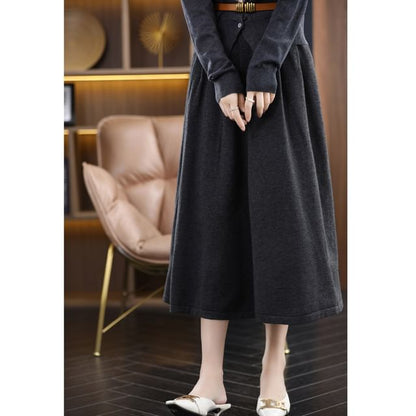 Stretch-Band Solid Midi Flared Skirt