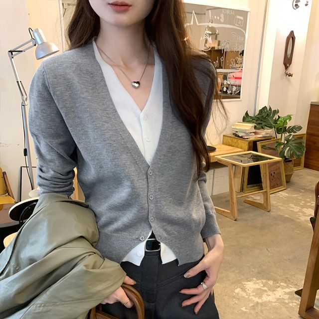 V-Neck Mock Two-Piece Cropped Knit Jacket