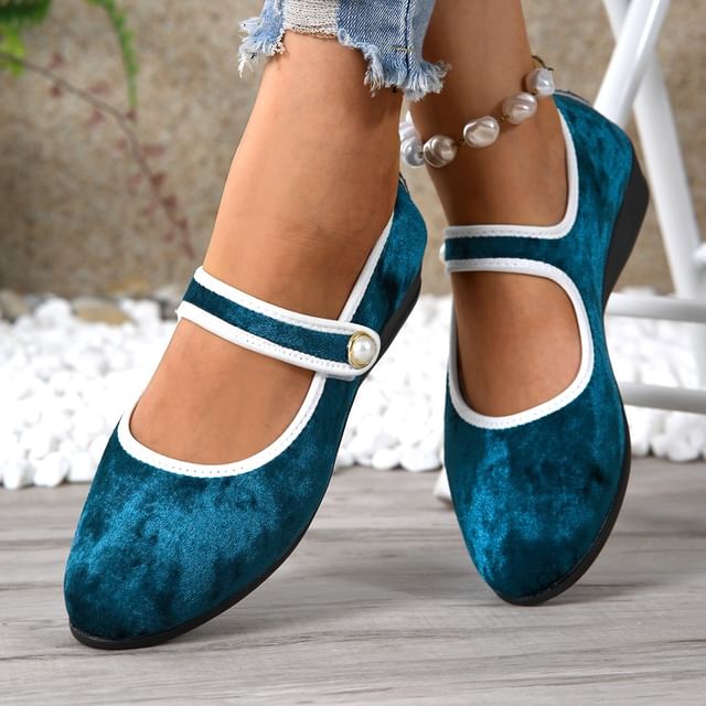 Contrast Trim Wedge Mary Jane Shoes