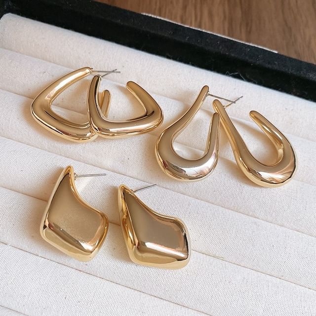 Geometric Alloy Hoop Earring