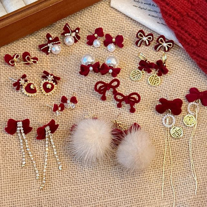 (Various / Bow Stud Dangle Drop Designs) Earring