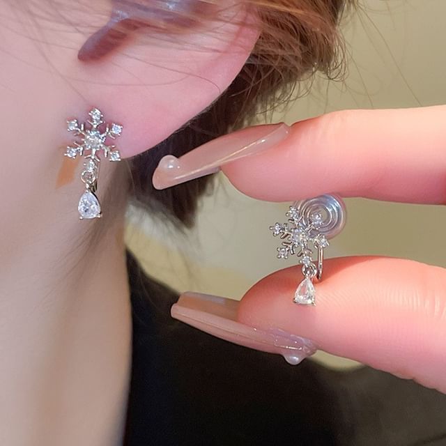 CZ Snowflake Drop Earring