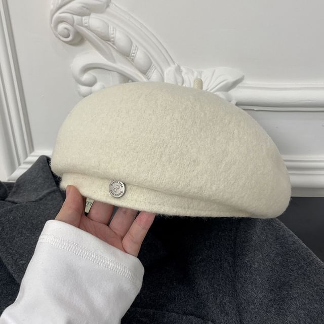 Metal Disc Wool Beret Hat