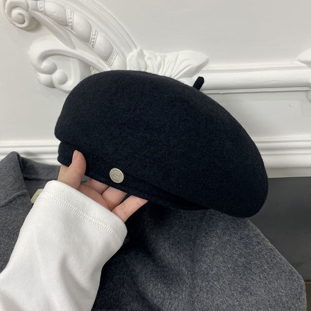 Metal Disc Wool Beret Hat