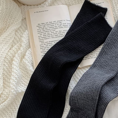 Plain Tall Socks Set