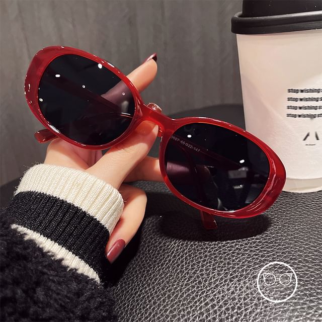 Oval Frame Eyeglasses