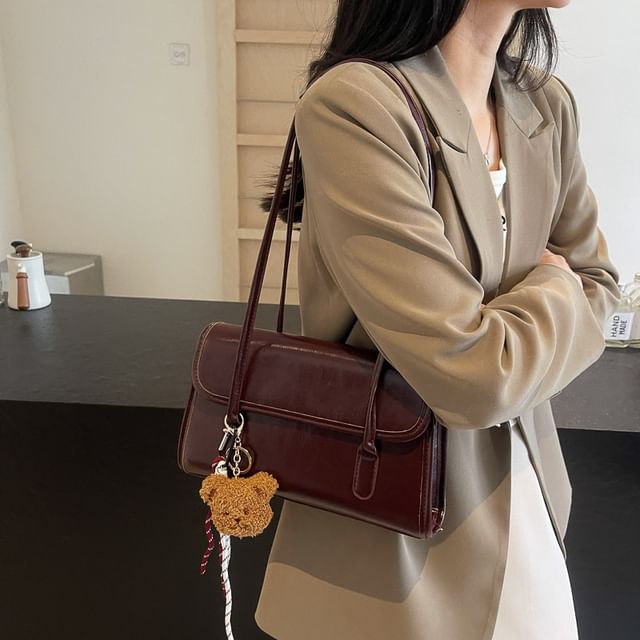 Set: Plain Faux Leather Flap Tote Bag + Bag Charm