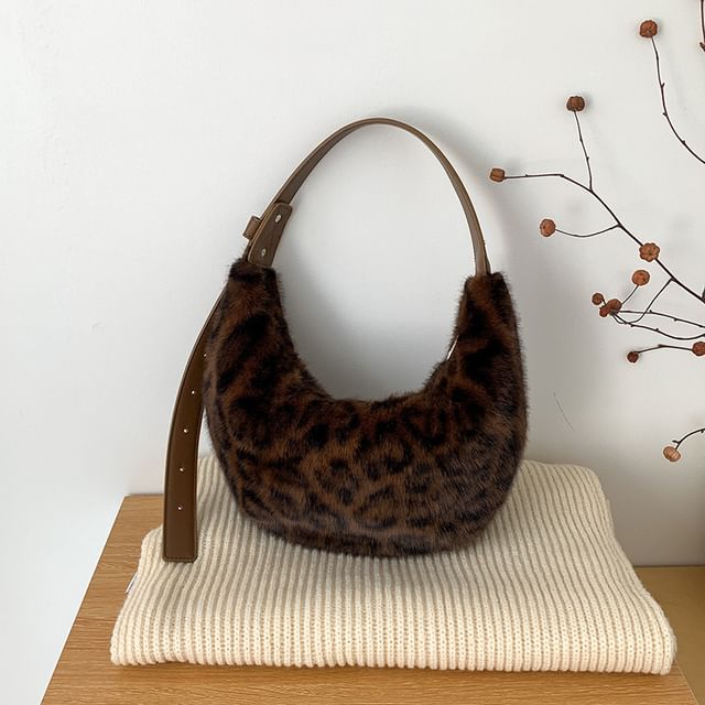 Leopard Print Fluffy Shoulder Bag