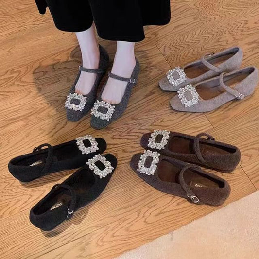 Chunky Heel Rhinestone Accent Mary Jane Pumps