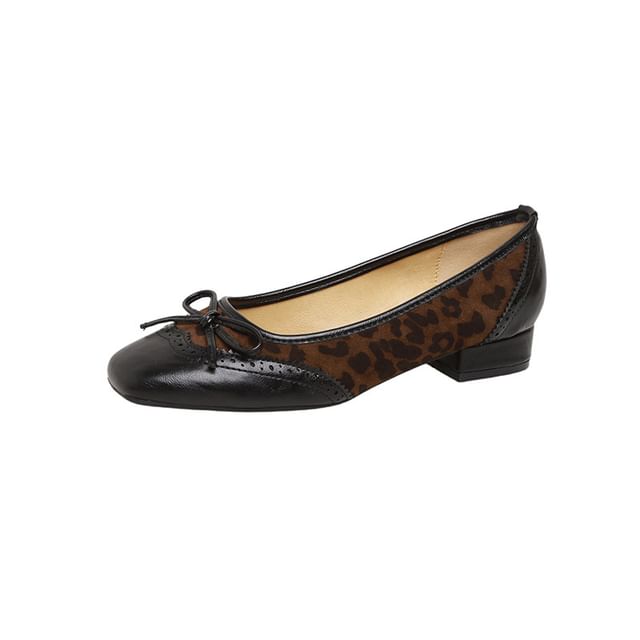 Accent Heel Pumps Low Bow Faux Leopard Print Panel Leather Brogue