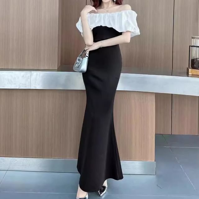 Off-The-Shoulder Ruffle Trim Two Tone Mermaid Evening Gown