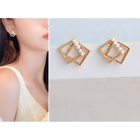 Faux Pearl Square Stud Earring