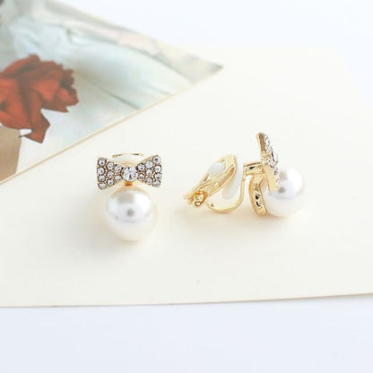 Bow Faux Pearl Earring