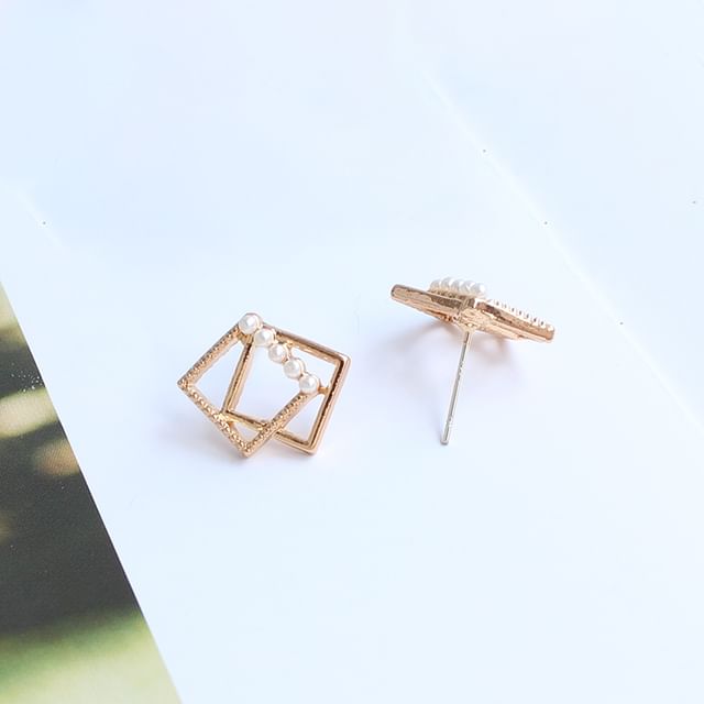 Faux Pearl Square Stud Earring
