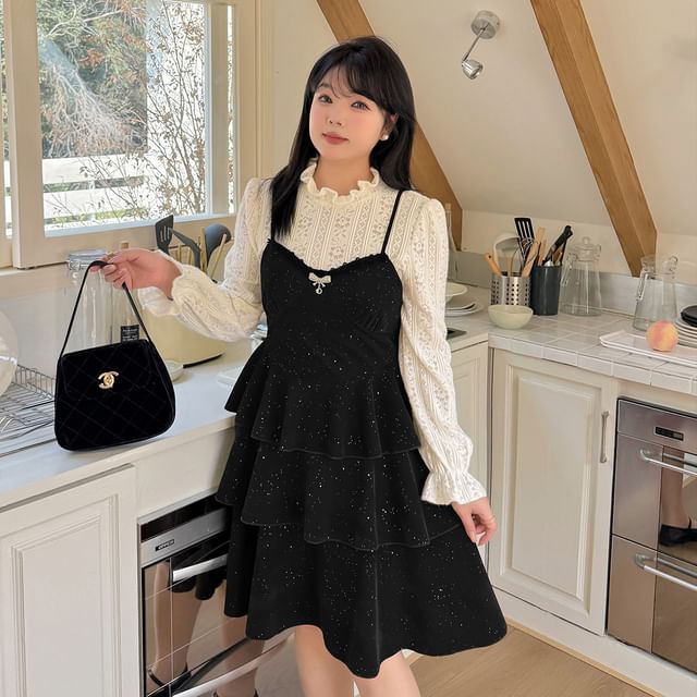 Plus Size Set: Puff-Sleeve Patterned Lace Blouse + Glitter Flower Embroidered Tiered Jumper Dress